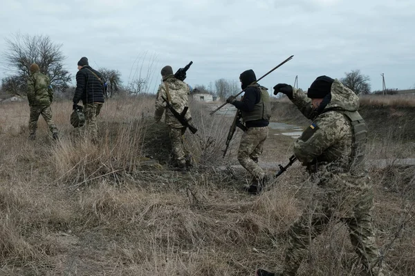 Hostroluchchya, Ukrayna: 13 Mart 2022: Ukrayna savunma ülkesinin askeri güçleri