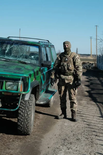 Hostroluchchya Ucrania Marzo 2022 Luchador Defensa Territorial Ucraniano Cerca Del — Foto de Stock