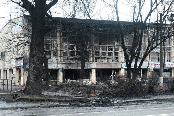 Kiew Ukraine März 2022 Durch Russisches Armeegebäude Kiew Beschädigt — kostenloses Stockfoto