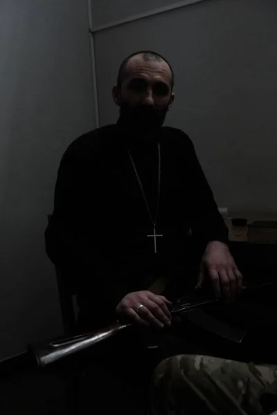 Kyiv Ukraine February 2022 Priest Cross His Neck — Photo