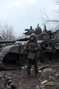Lukyanivka, Ukrayna: 25 Mart 2022: Ukrayna toprak savunma savaşçıları