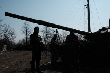 Lukyanivka, Ukrayna: 25 Mart 2022: Ukrayna toprak savunma savaşçıları