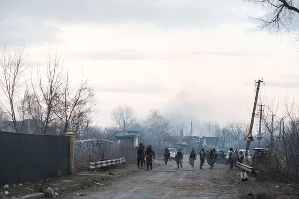 Лукьяновка Украина Марта 2022 Года Украинская Армия Селе — Бесплатное стоковое фото