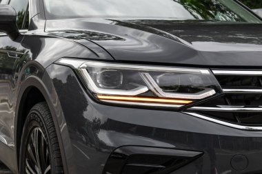 Hong Kong, Çin 10 Ağustos 2021: Volkswagen TIGUAN 2022 Test Sürüşü Günü 10 Ağustos 2021, Hong Kong.