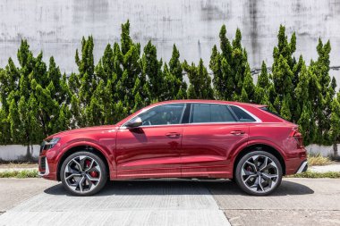 Hong Kong, Çin 24 Ağustos 2021: Audi RS Q8 2021 Test Sürüşü Günü 24 Ağustos 2021.