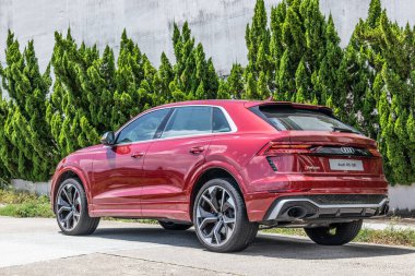 Hong Kong, Çin 24 Ağustos 2021: Audi RS Q8 2021 Test Sürüşü Günü 24 Ağustos 2021.