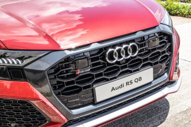 Hong Kong, Çin 24 Ağustos 2021: Audi RS Q8 2021 Test Sürüşü Günü 24 Ağustos 2021.