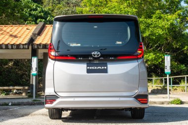 Hong Kong, Çin 4 Nisan 2022: Toyota Noah 2022 Test sürüşü 4 Nisan 2022.