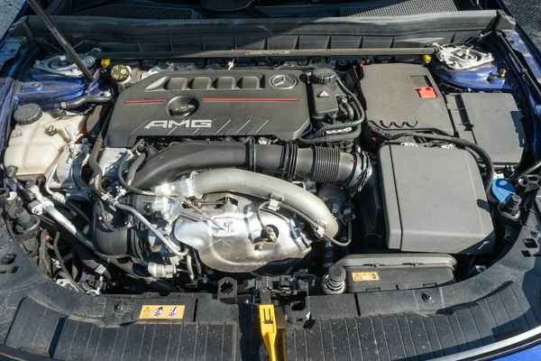 Hong Kong, Çin 14 Şubat 2022: Mercedes-AMG GLB 35 2022 Motor 14 Şubat 2022, Hong Kong.