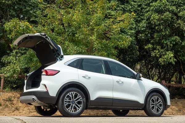 Hong Kong, Çin 24 Şubat 2022: Ford Kuga 2022 Test sürüşü 24 Şubat 2022.