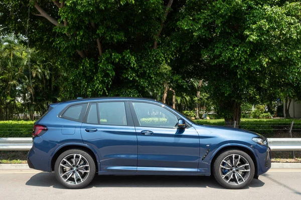 Hong Kong, Çin 7 Nisan 2022: BMW X3 xDrive30i 2022 Test sürüşü 7 Nisan 2022.
