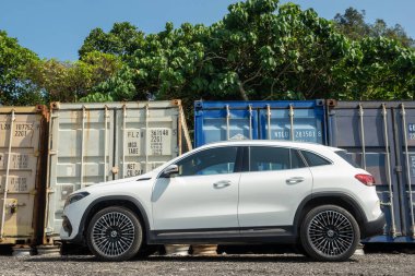 Hong Kong, Çin 11 Nisan 2022 Mercedes-Benz EQA 350 2022 Test sürüşü 11 Nisan 2022, Hong Kong.