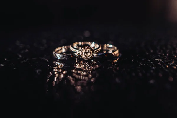 Ring Diamonds Jewelry Wedding Stone Gold Beauty Water — Stock Photo, Image