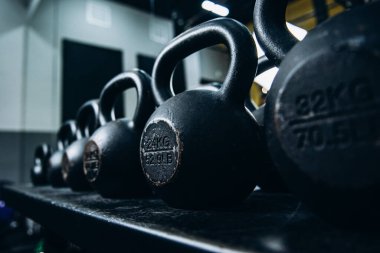 Kettlebell Spor Spor Malzemeleri Metal Sağlık Formunu kapatın