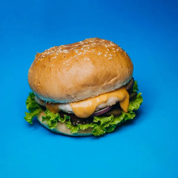 Burger Κρέας Τυρί Fast Food Κοτόπουλο Γεύμα — Φωτογραφία Αρχείου