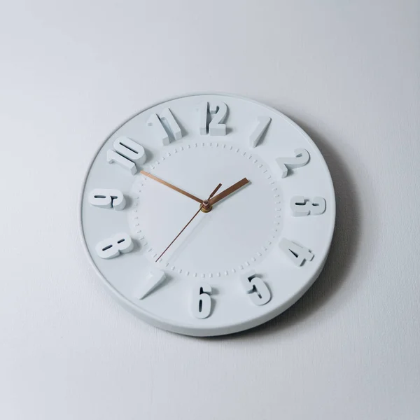 watch time wall clock hand