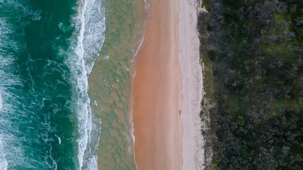 Queensland 'daki kumsal manzarası