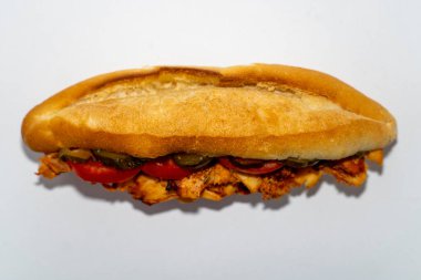 Etli sandviç ya da tabakta Sandvi dner..