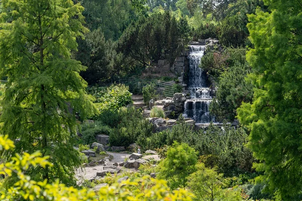 The water falls in Grugapark Essen