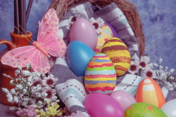 Brosses Peinture Oeufs Pâques Colorés Dans Corp Paille Avec Des — Photo