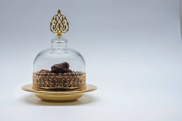 Date Üvegkupola Arany Lemez Asztali Oldalon Nézet Írási Helyet Ramadan — Stock Fotó