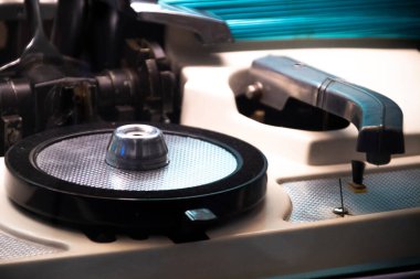 Klasik ya da eski kayıt cihazı ya da kayıt cihazı