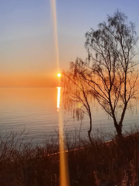 令人难以置信的日出在波兰海滨 — 图库照片