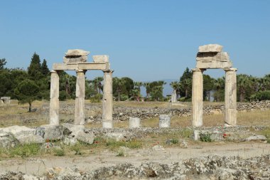 Antik hierapolis kalıntıları