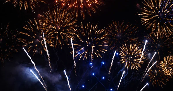Colorato Vibrante Fuoco Artificio Festeggiare Anniversario Felice Anno Nuovo 2022 — Foto Stock