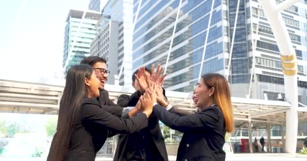 Trabajo Equipo Multiétnico Grupo Amistad Lluvia Ideas Juntos Equipo Empresarios — Vídeo de stock