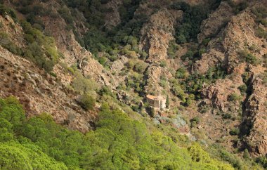 Madonna di Monserrato - İtalya 'nın Elba adasındaki eski bir Hıristiyan Kilisesi