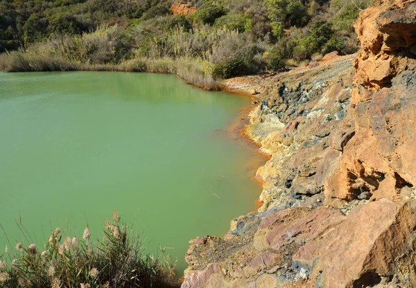 Lago Verde Terranera Sulfúrico Isla Elba Italia —  Fotos de Stock