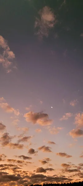 Imagem Céu Colorido Com Nuvens Escuras Final Tarde Brasil — Fotografia de Stock