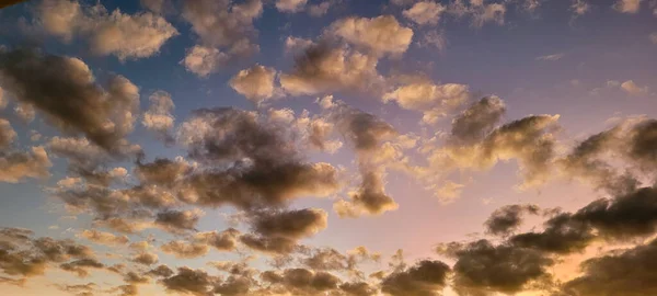 Bild Eines Bunten Himmels Mit Dunklen Wolken Späten Nachmittag Brasilien — Stockfoto