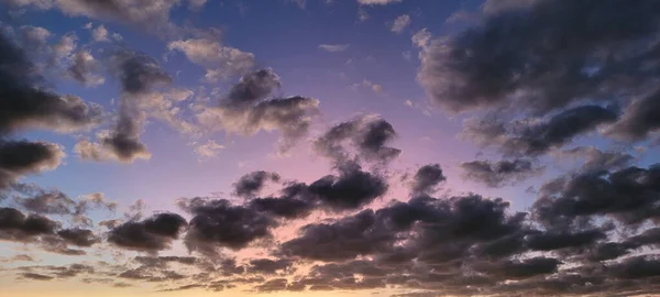 Bild Eines Bunten Himmels Mit Dunklen Wolken Späten Nachmittag Brasilien — Stockfoto