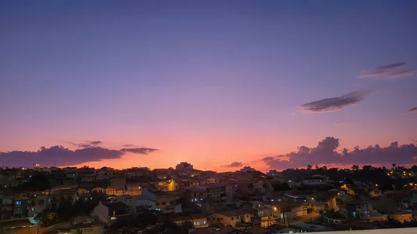 Immagine Cielo Colorato Con Nuvole Scure Nel Tardo Pomeriggio Brasile — Foto Stock