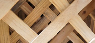 rustik ahşap arka plan açık renk ve koyu damarlar panel olarak kullanılıyor