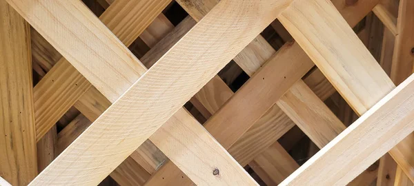 rustik ahşap arka plan açık renk ve koyu damarlar panel olarak kullanılıyor