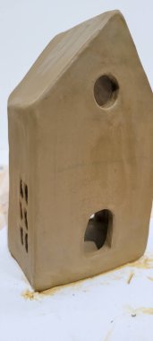 Brezilya 'da ev dekoru olarak kullanılan el yapımı seramik ev