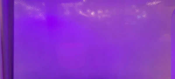 紫の背景照明明確なスタジオライトブラジルの影 — ストック写真