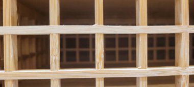 Soyut panelde koyu damarları olan rustik ahşap arkaplanı aydınlat