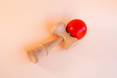 Kendama, Japon eski tahta oyuncağı.