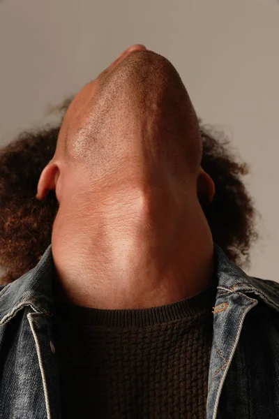 Side View Male Chin Vertical Mock Close High Quality Photo — Stok fotoğraf