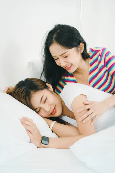 Lgbtq Concepto Lgbt Homosexualidad Retrato Dos Mujeres Asiáticas Posando Felices — Foto de Stock