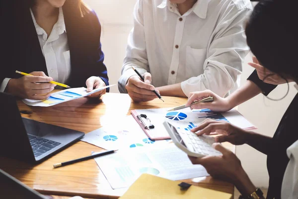 Start Business Een Team Van Jonge Ondernemers Die Samenwerken Winst — Stockfoto