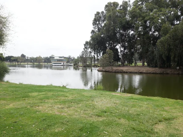 Ramat Gan, İsrail 'deki Ulusal Park' ta Yeşil Güzel Manzara