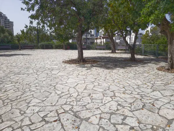 Giv 'atayim Gözlemevi Parkı, Mitzpe Giv' atayim İsrail