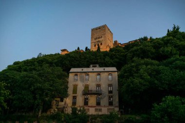 Yapılandırılmış antiguo frante a la Alhambra