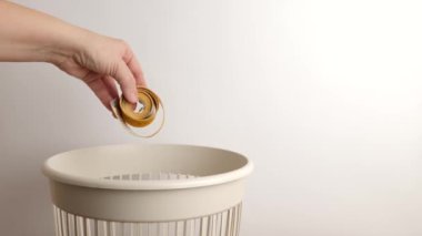 Ölçüm bandı yok edilmeli ve geri dönüştürülmeli.