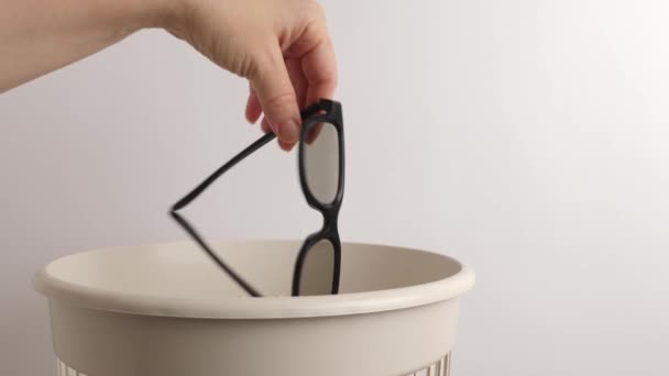 Glasses Discarded Disposal Recycling — Stok video